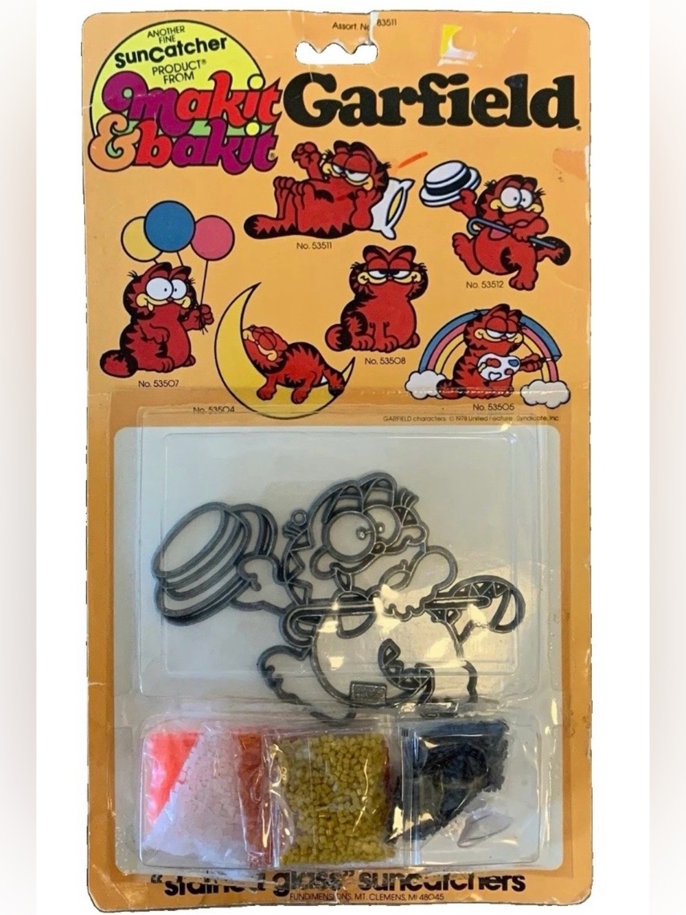 Vintage Garfield Suncatcher kit by Makit & Bakit Retro craft DIY New in package